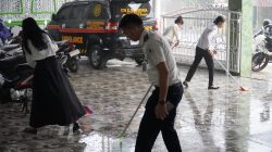 Rutan Kelas I Medan Adakan Gotong Royong Bersihkan Masjid Sambut Ramadhan